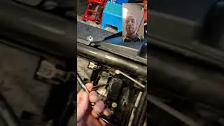 Thumbnail: How to wire the Carpe Iter tablet from the battery without removing the Gas Tang. #yamahatenere700