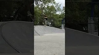 Thumbnail: blunt shuv#skateclip #skatetrick #skatepark #skateboardvibes #skateordie #skateanddestroy #skatelife