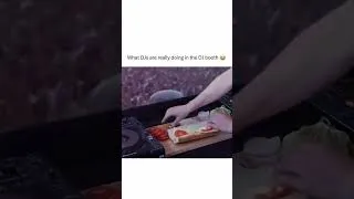 Thumbnail: What DJ's are really doing in the DJ booth😭