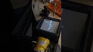 Thumbnail: My heartbeat on a flat CRT monitor