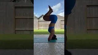 Thumbnail: Hands behind the neck 🔥 #transition #poweryoga #headstand #inversions #rocketyoga