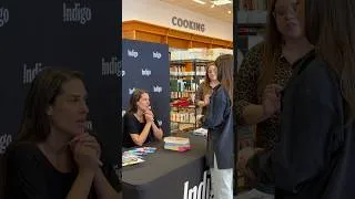 Thumbnail: come with me to the Elle Kennedy signing in Toronto! 🩷 #authorsigning #ellekennedy #booktube