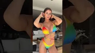 Thumbnail: Pop of color 🌈