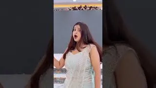 Thumbnail: मेहरारू से केहू ना जीतल बा ❤️ | #KhesariLalYadav #DimpalSingh #YTShorts