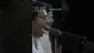 Thumbnail: Tavares - "It Only Takes A Minute" LIVE 1976 #70s #music #live #shorts