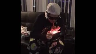 Thumbnail: "Skidmark Tommy's first time smoking weed (w/ Spock)" - Tree Collaborations Vine