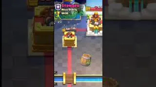 Thumbnail: THIS MAKES ME LAUGH ALOT LOL😆 #clashroyalegameplay #bestclashbattlewhowillfreefie