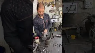 Thumbnail: How a Self Starter Motor Is Repaired