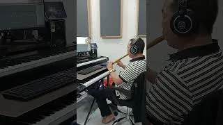 Thumbnail: Musician uses flute for new track on "Aspiration"
