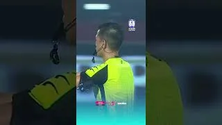 Thumbnail: Kay Sheku Tejan dilayang kad merah atas kekasaran yang dilakukan di kotak penalti! 🟥