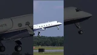 Thumbnail: Billionaire Gary Rollin's G450 Departing KPDK