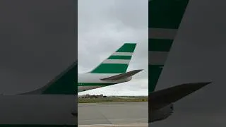 Thumbnail: 🇭🇰✈️ Airside With The RETRO Cathay Pacific Boeing 747 #aircraft #aviation