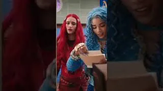 Thumbnail: Locker Diaries Part 2 #descendantswickedwonderland #viral #fyp #wickedwonderland #descendants #kylie