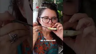 Thumbnail: Trying Bun Bo For the First Time