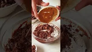 Thumbnail: *YUMMIEST* COOKIE DOUGH BROWNIE PUDDING #shorts