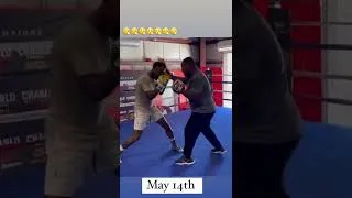 Thumbnail: Jermell Charlo working on mitts with Joan Guzman