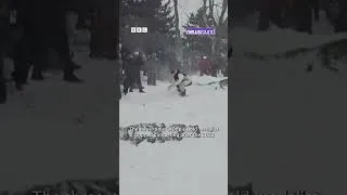 Thumbnail: ❄️🏂Shaun White Stuns Fans with Snowboarding Tricks in New York’s Central Park! | Newsround