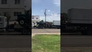 Thumbnail: Oversized load entering