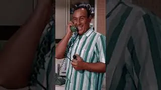 Thumbnail: Samantha Knows How To Avoid A Scam #bewitched #shorts
