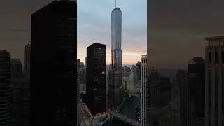 Thumbnail: Chicago looks with the DJI Mini 3 📸 #dji #djimini3 #chicago #travel #travelvlog