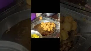 Thumbnail: Anand Vada Pav Vile Parle #vileparle #mithibaicollege #vadapav