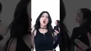 Thumbnail: BABYMONSTER 'BILLIONAIRE' Dance Practice Mirrored