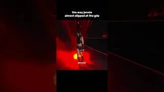 Thumbnail: 😭jennie almost fell #jennie #viral #blackpink #funny #kpop #shorts #feedshorts
