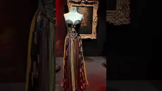 Thumbnail: Where Fashion Meets Fine Art in Lisbon 👗🖼️