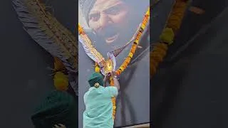 Thumbnail: Border 2 Movie Poster Pe Lagaya Paiso Ka Haar | Crazy Reaction By Bobby Bhai | Bollywood Premee