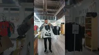 Thumbnail: VLOGGING EVERYDAY TIL I BUY MY PARENTS A CAR EP 19