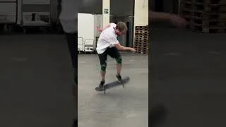 Thumbnail: My best hardflip so far