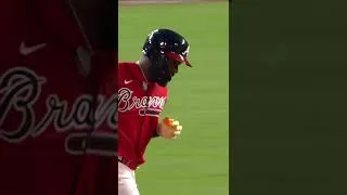 Thumbnail: A homer for Harris 💥
