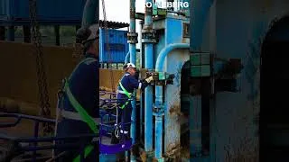 Thumbnail: Bronneberg Service Team in Action 💪🔧 #recycling #service #team #machinery #dismantling #bronneberg
