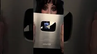 Thumbnail: open my silver play button with me!! #playbutton #playbuttonunboxing