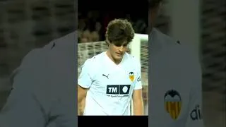 Thumbnail: Kaka Of Valencia Destroyed Barcelona 🥶 #football