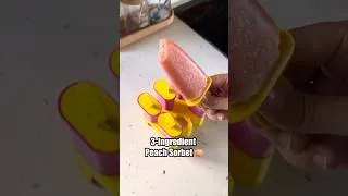 Thumbnail: Yumuşayan Şeftalileri Çöpe Atmayın! 🍑 (3 Malzemeli Sorbe) #food #sorbe #vegantarifler #recipe
