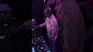 Thumbnail: 7 Seconds Away - Black Coffee 🔴 Switzerland @realblackcoffee