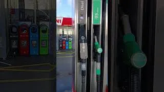 Thumbnail: Gas stations in Iceland