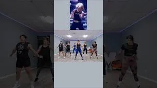Thumbnail: Reto de sentadillas 🦵🔥 #squat #challenge #madona  👌