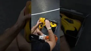 Thumbnail: Unboxing the “Bumblebee” XXVI Wrestling Shoe