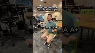 Thumbnail: IT Career Progression 🏋️