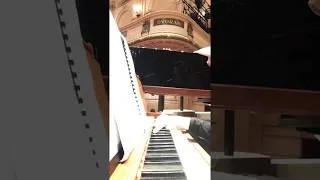 Thumbnail: "Laideronnette" (Ma mère l'oye, M. Ravel). Celia García-García, celesta.