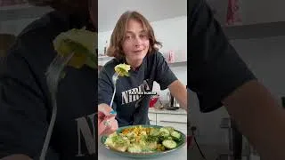 Thumbnail: Lazy Big Meals Helped Me Lose 40 Pounds
