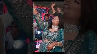 Thumbnail: Oh Ho Ho Ishq Tera tadpave 💃🏻#ytshorts #shorts #shortsfeed #trendingshorts #dance #weddingdance #1m