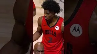 Thumbnail: Jaylin Sellers takes charge in the huddle then THROWS DOWN 😤 #chicagobulls #nba #mustsee #highlights