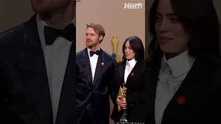 Thumbnail: Billie Eilish wins 2nd Oscar 🫣 #shorts