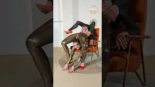 Thumbnail: Contortion Duo