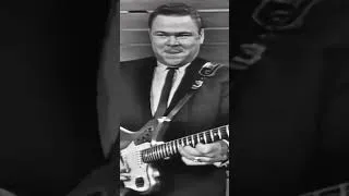 Thumbnail: When a guitarist finds the perfect guitar #guitarlove #vintage #shorts