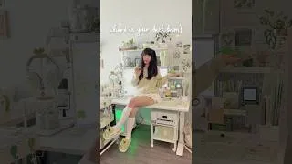 Thumbnail: ungatekeeping my cozy desk!🍀🌱🍵 #desksetup #cozyapartment #flexispot
