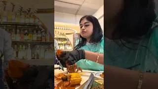 Thumbnail: #foodreview #viral #relatable #trending #viralvideo #seafood #mumbai #viamumbai#cravecave